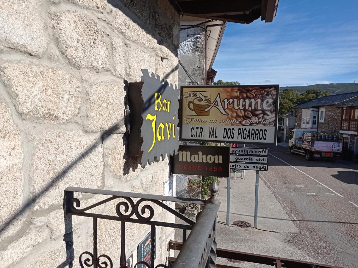 Hotel Rural Val Dos Pigarros Lubian Exterior foto
